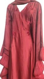 Chic and elegant red abaya, available in size 56